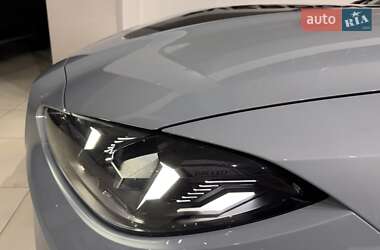 Купе BMW M4 2025 в 