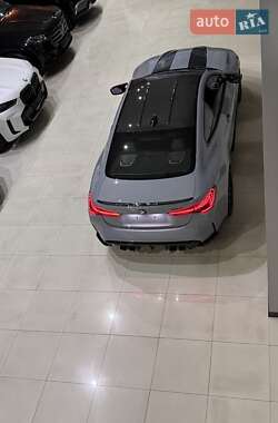 Купе BMW M4 2025 в 
