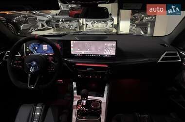 Купе BMW M4 2025 в 