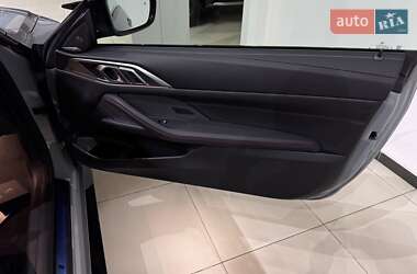 Купе BMW M4 2025 в 
