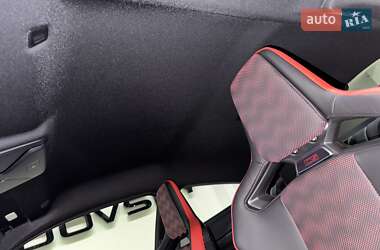 Купе BMW M4 2025 в 