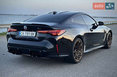 Купе BMW M4 2022 в 