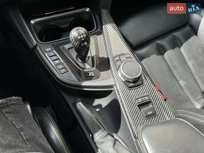 Кабріолет BMW M4 2016 в Києві