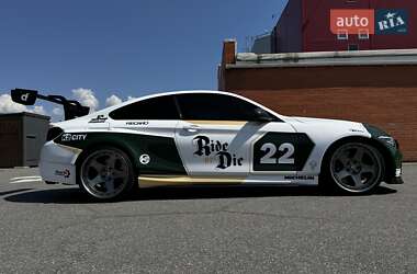 Купе BMW M4 2017 в 