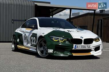 Купе BMW M4 2017 в 