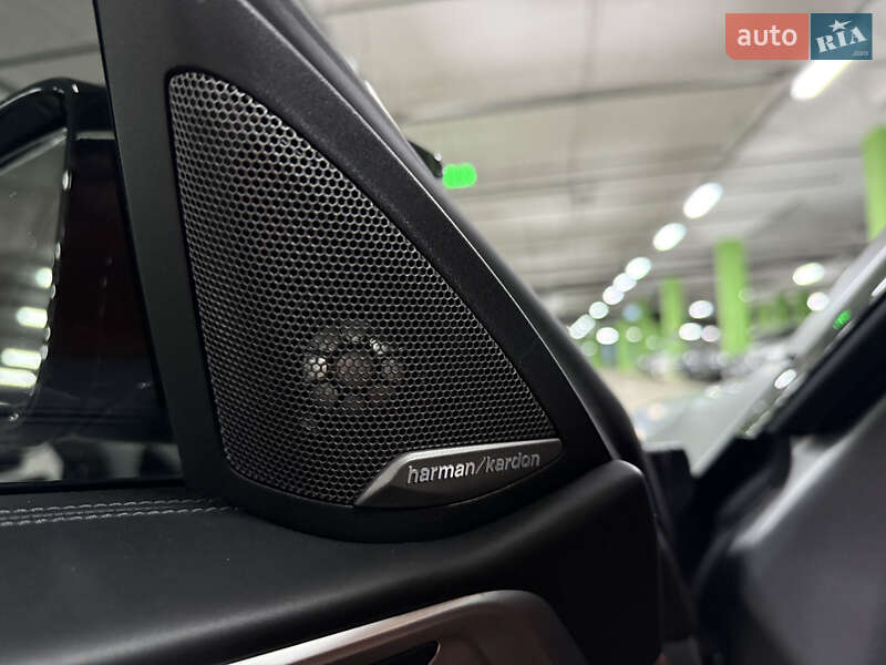 Купе BMW M4 2022 в Києві
