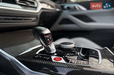 Кабриолет BMW M4 2022 в 