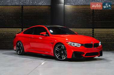 Купе BMW M4 2015 в 