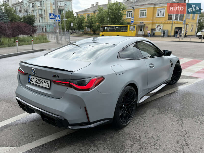 Купе BMW M4 2021 в Киеве