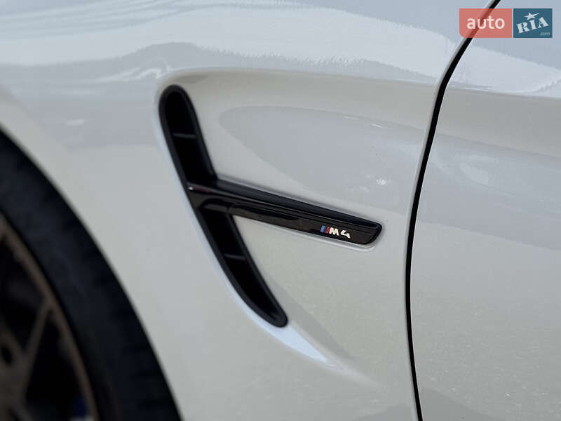 Кабриолет BMW M4 2014 в Киеве