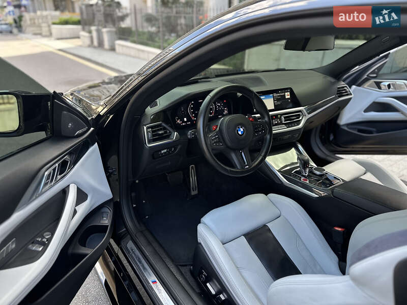 Купе BMW M4 2021 в Киеве