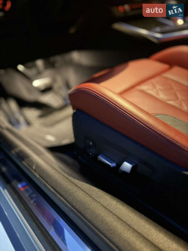 Купе BMW M4 2023 в Киеве