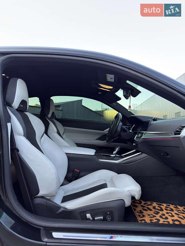 Купе BMW M4 2022 в Києві фото 15 Купе BMW M4 2022 в Києві