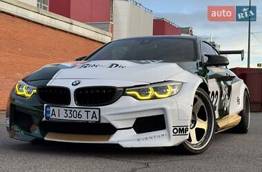 Купе BMW M4 2017 в Киеве
