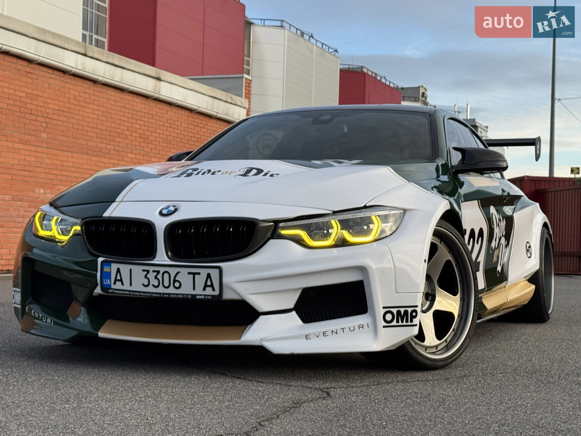 2017 BMW M4 - мініатюра 12