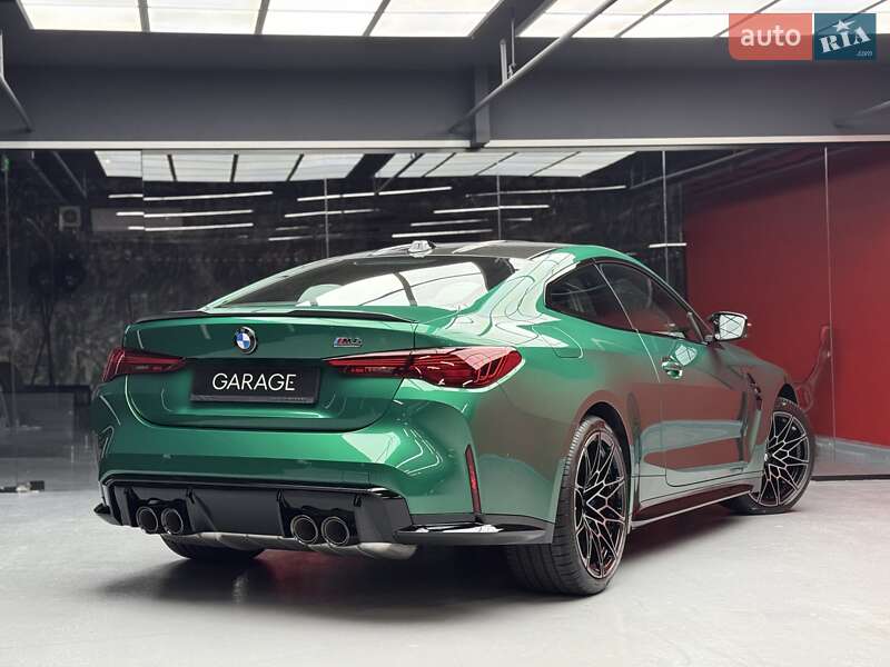 Купе BMW M4 2025 в Киеве
