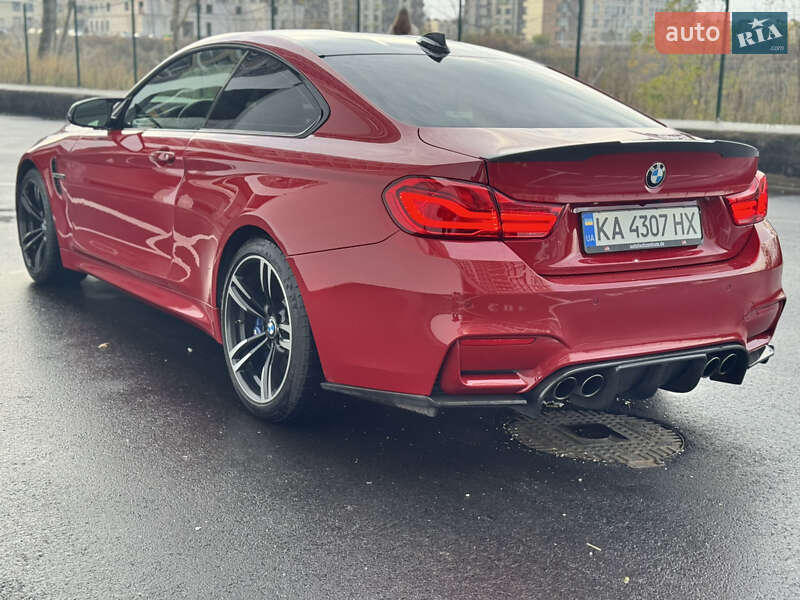 Купе BMW M4 2017 в Киеве