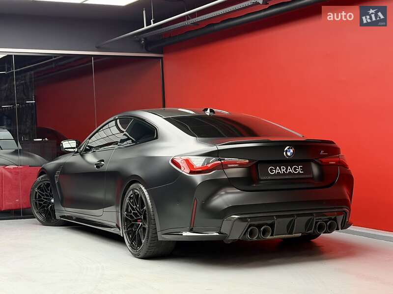 Купе BMW M4 2023 в Киеве