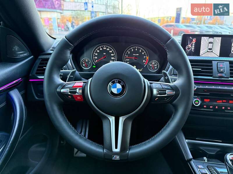 Купе BMW M4 2015 в Киеве
