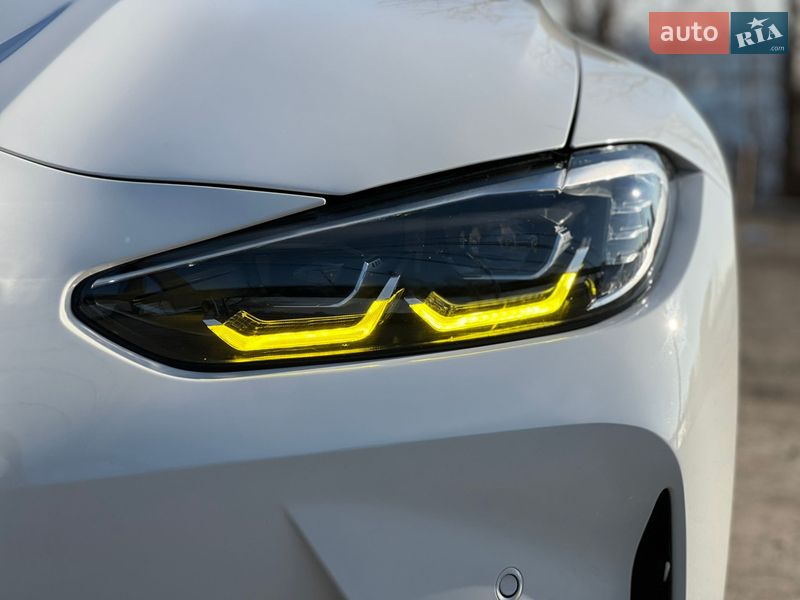 Купе BMW M4 2023 в Києві