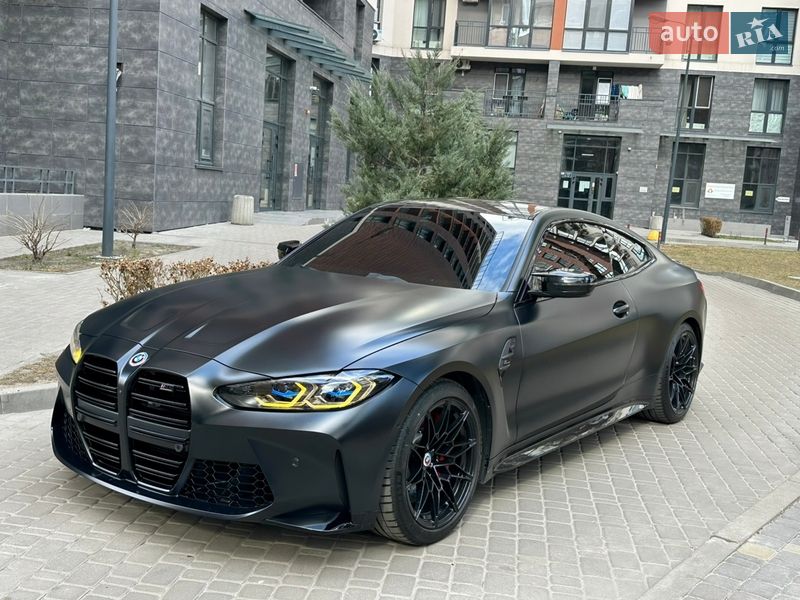 Купе BMW M4 2022 в Киеве