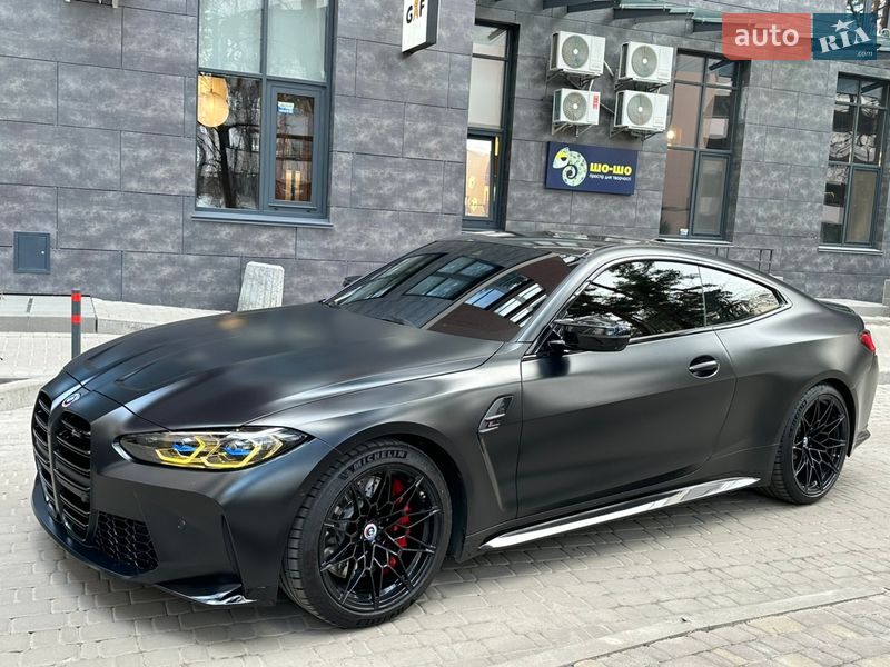 Купе BMW M4 2022 в Киеве