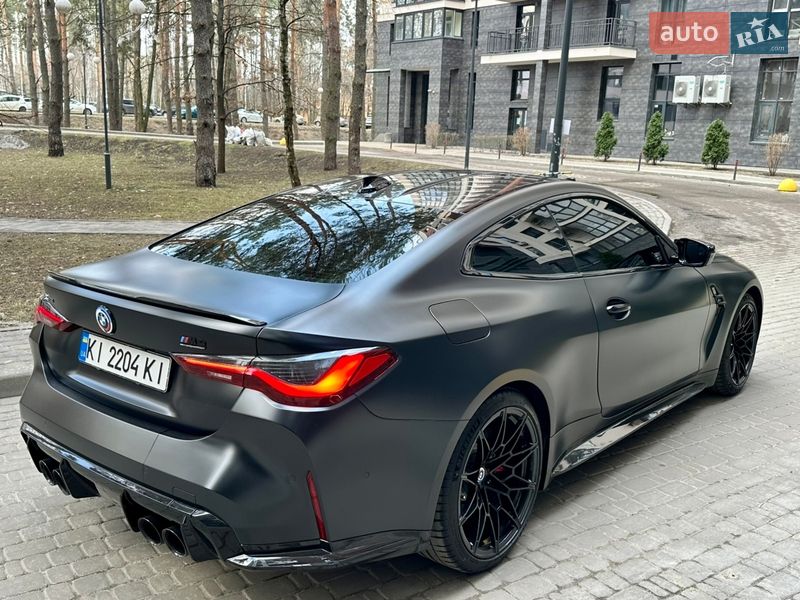 Купе BMW M4 2022 в Киеве