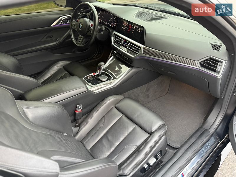 Купе BMW M4 2022 в Киеве
