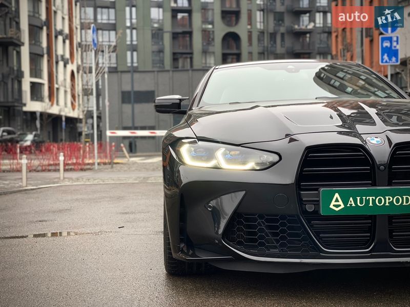 Купе BMW M4 2022 в Киеве