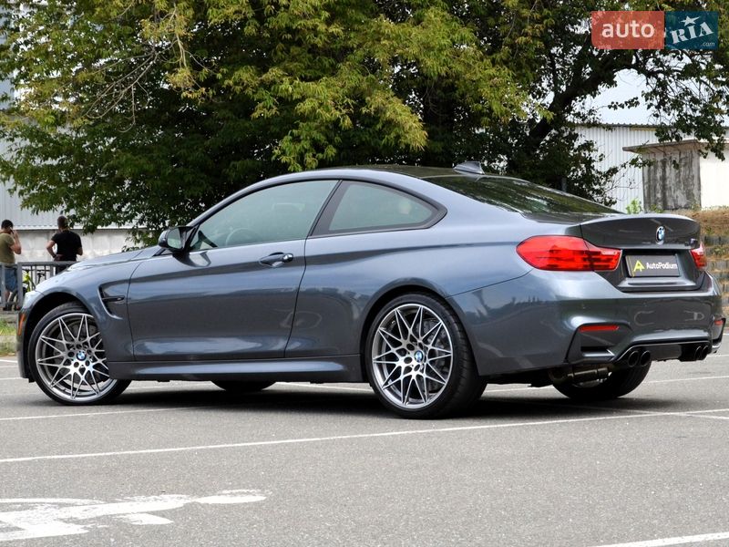 Купе BMW M4 2016 в Киеве