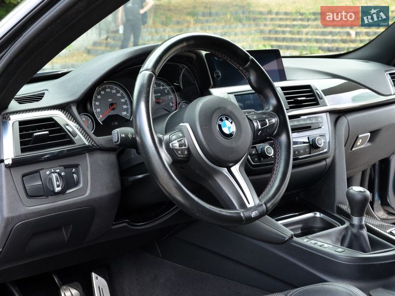 Купе BMW M4 2016 в Киеве