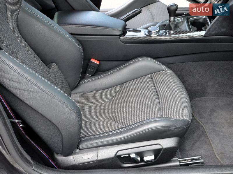 Купе BMW M4 2016 в Киеве