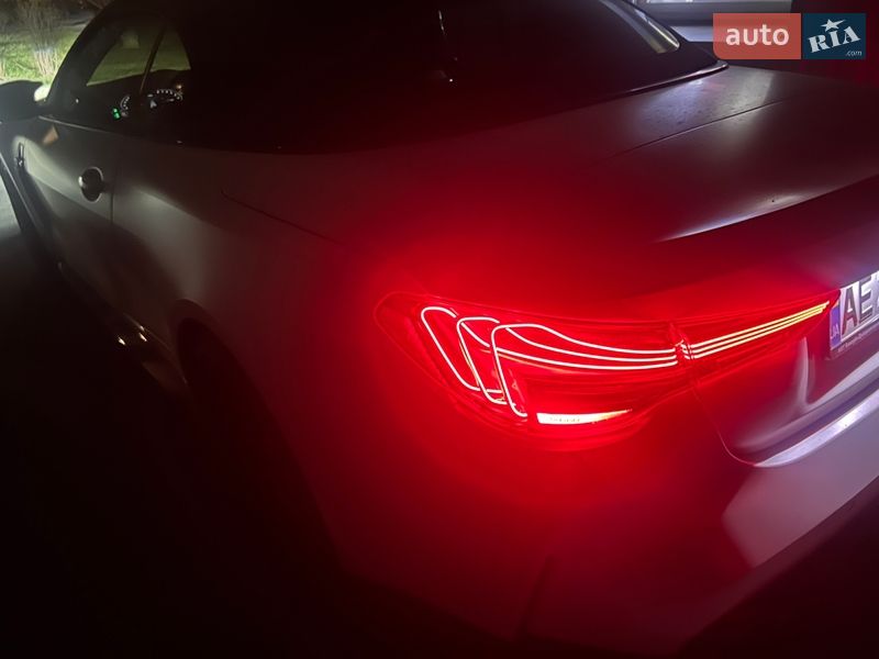 Кабриолет BMW M4 2022 в Днепре