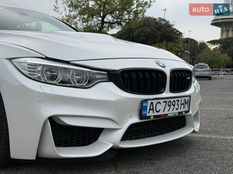 Кабриолет BMW M4 2015 в Ивано-Франковске