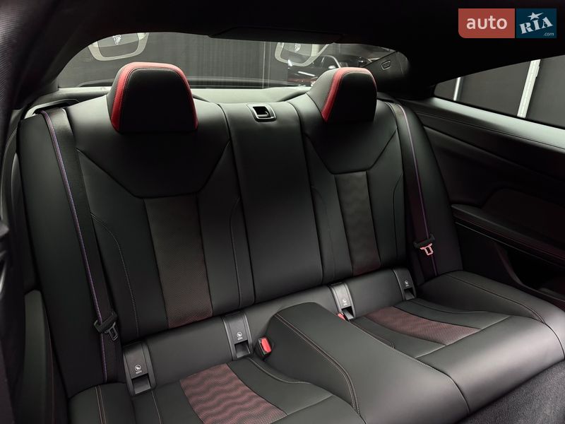 Купе BMW M4 2025 в Києві