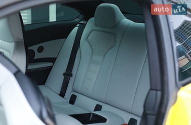 Купе BMW M4 2016 в Києві