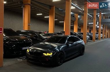 Купе BMW M4 2014 в Києві