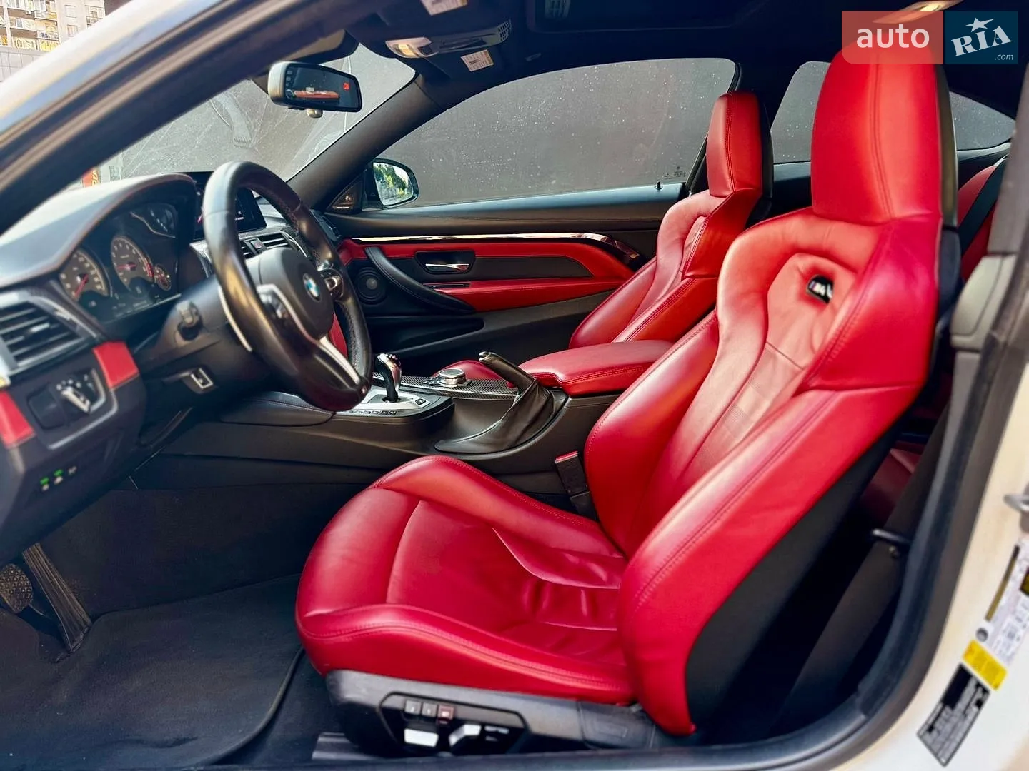 2016 BMW M4 - мініатюра 16