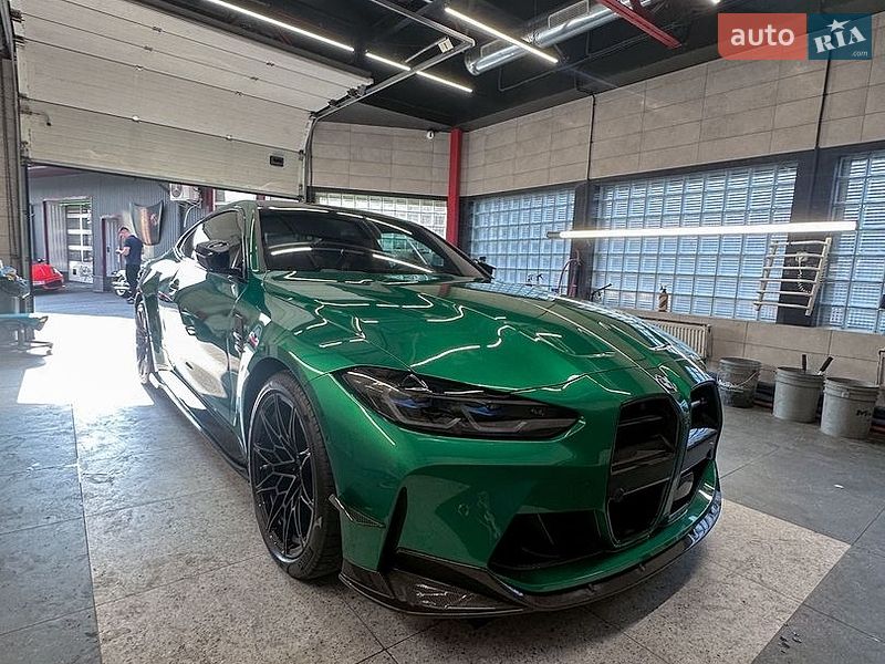 Купе BMW M4 2022 в Києві