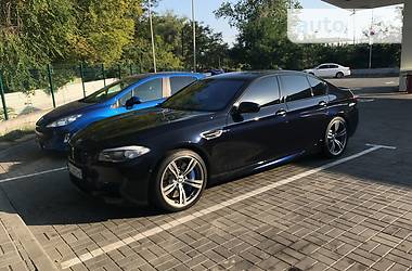 Седан BMW M5 2013 в Днепре