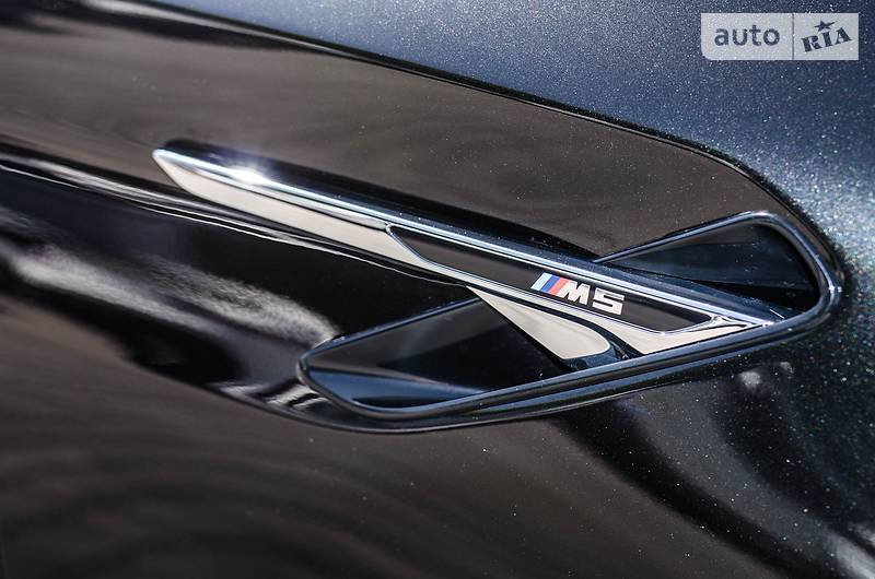 Седан BMW M5 2018 в Києві