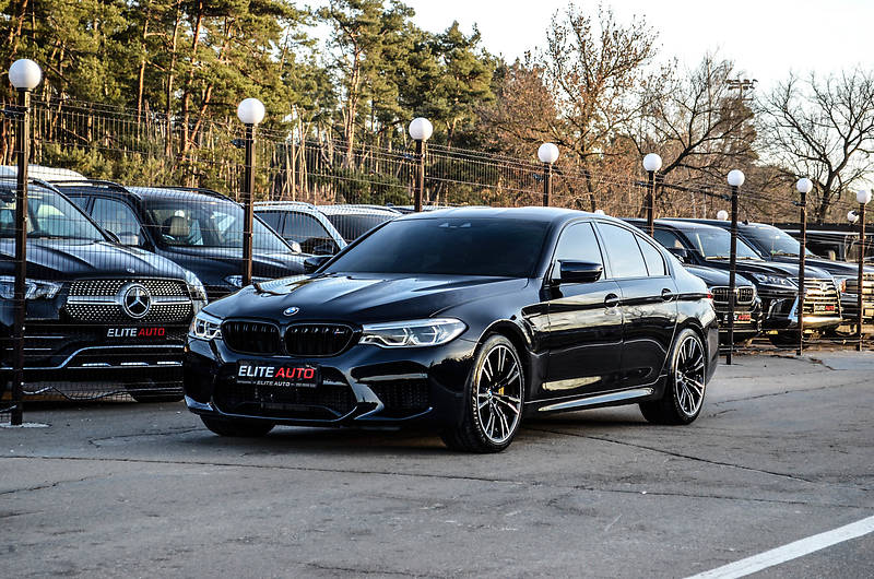 Седан BMW M5 2018 в Києві