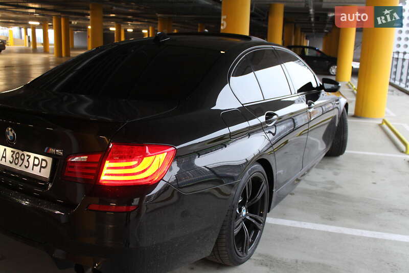 Седан BMW M5 2013 в Києві фото 6 Седан BMW M5 2013 в Києві