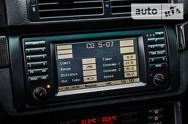 Седан BMW M5 2000 в 