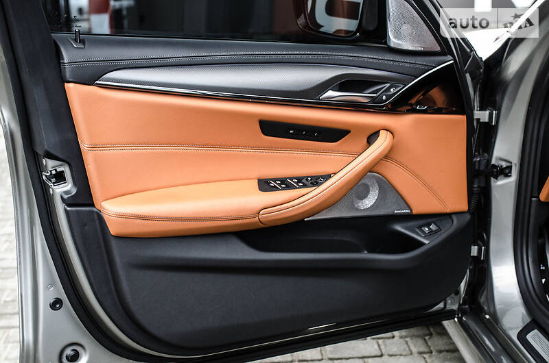 Седан BMW M5 2019 в Києві