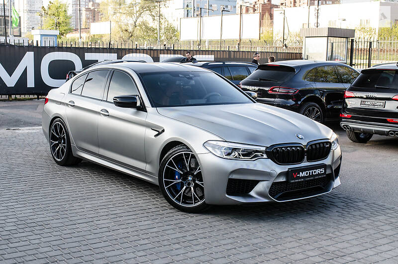 Седан BMW M5 2019 в Києві