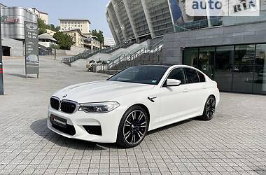 Седан BMW M5 2020 в Киеве