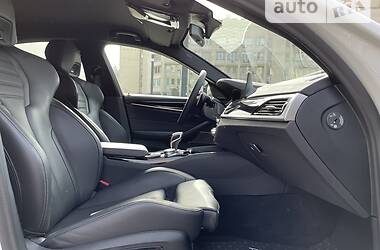 Седан BMW M5 2020 в Киеве