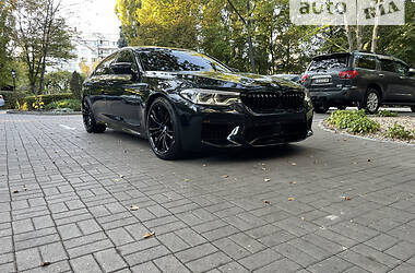 Седан BMW M5 2018 в Києві