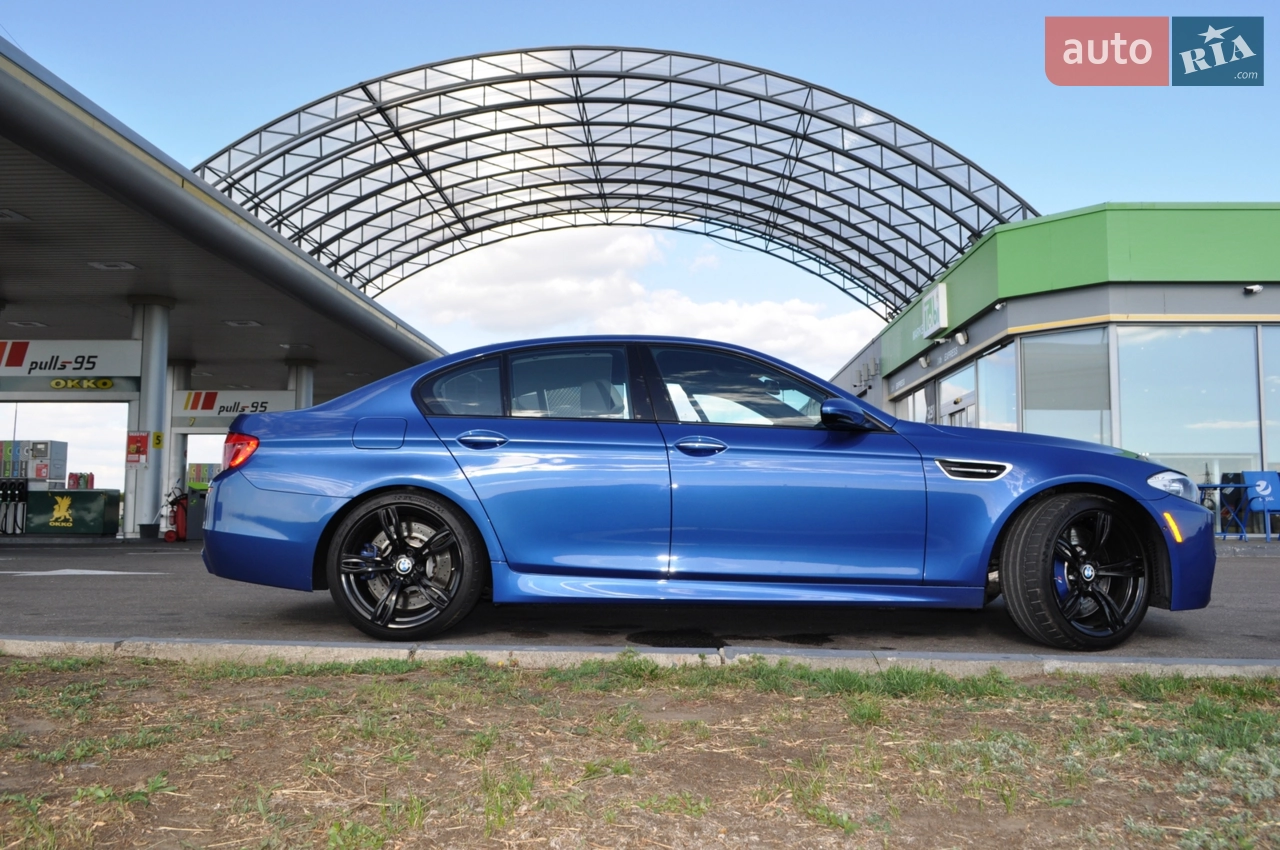 BMW M5 2012